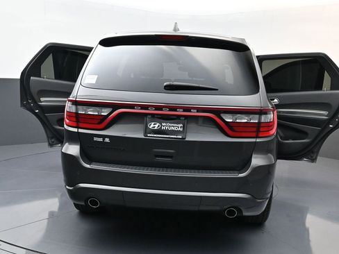 Used 2019 Dodge Durango SXT image 31