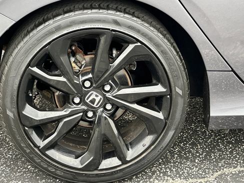 Used 2019 Honda Civic Sport image 10