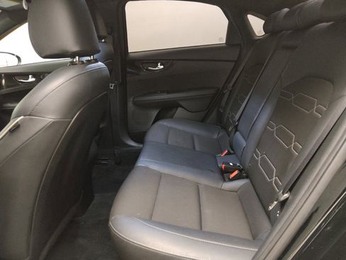 Used 2021 Kia Forte GT-Line w/ GT-Line Premium Package image 18