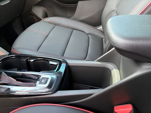 New 2026 Chevrolet TrailBlazer RS w/ Convenience Package image 2