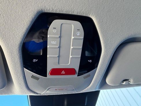 Used 2025 Kia K4 FWD image 44