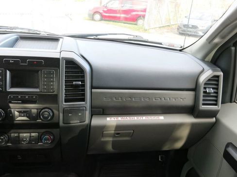 Used 2021 Ford F350 XL w/ Camper Package image 21