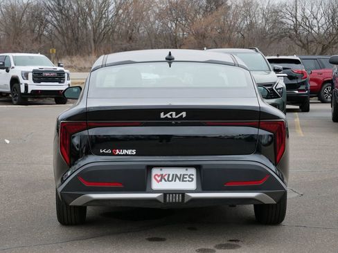 Used 2025 Kia K4 LXS image 6