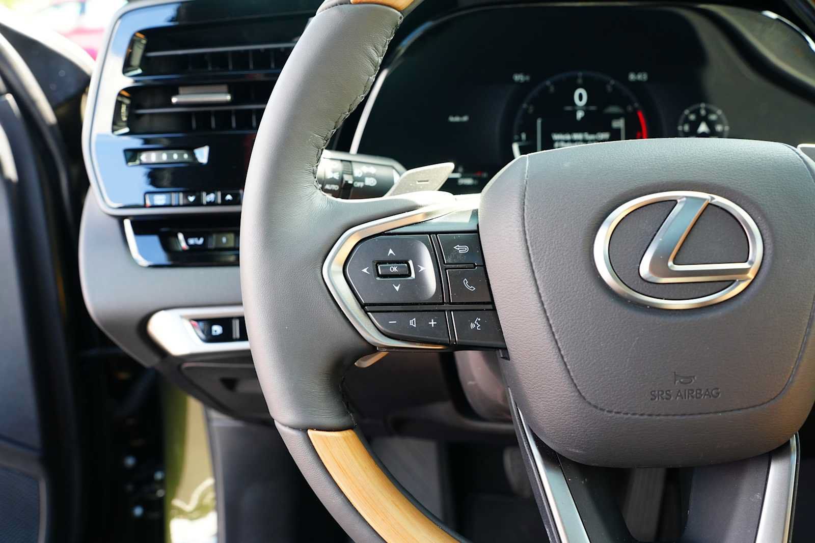 Used 2026 Lexus RX 350 Premium w/ Accessory Package (Z1) AWD/4WD image 18