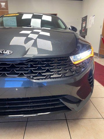 Used 2021 Kia K5 LXS FWD image 11