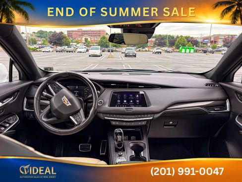 Used 2023 Cadillac XT4 Sport AWD/4WD image 27