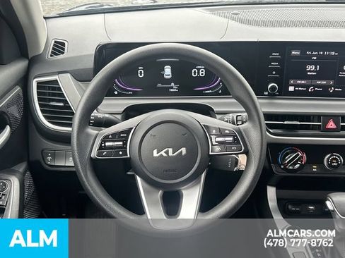 Used 2026 Kia Seltos LX FWD image 27