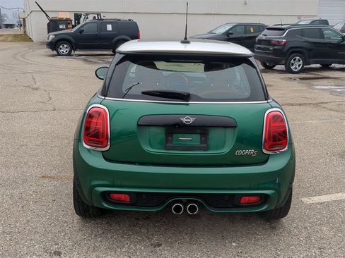 Used 2021 MINI Cooper S image 13