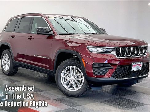 New 2025 Jeep Grand Cherokee 4WD image 1