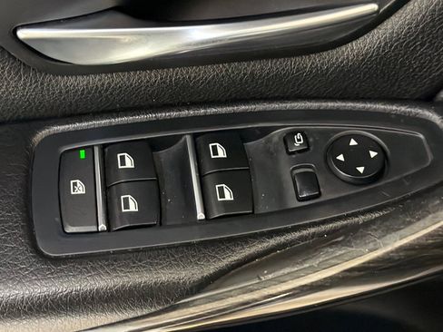 Used 2016 BMW 328i Sedan RWD image 13