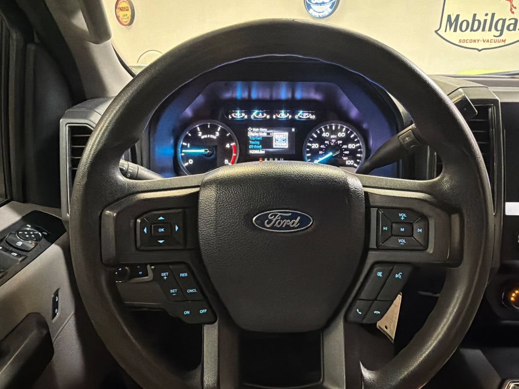 Used 2021 Ford F250 XLT w/ FX4 Off-Road Package AWD/4WD image 17