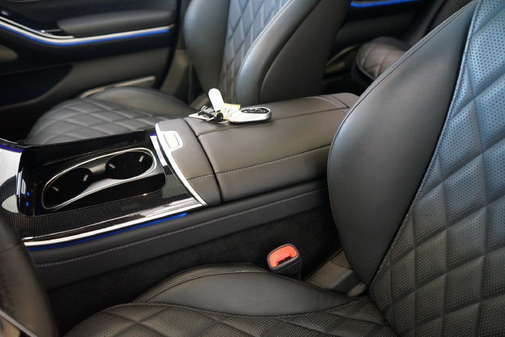 Used 2023 Mercedes-Benz S 580e 4MATIC Sedan image 32