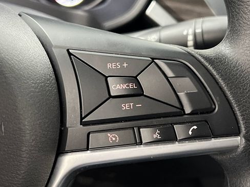 Used 2025 Nissan Altima 2.5 SV image 38