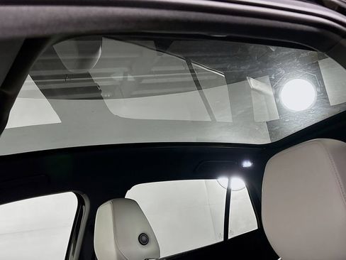 Certified 2021 Volkswagen ID.4 Pro S image 20