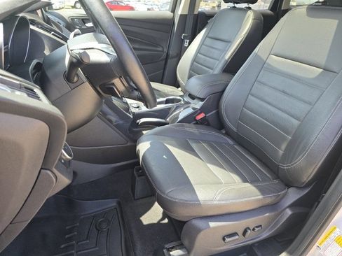Used 2015 Ford Escape Titanium AWD/4WD image 23
