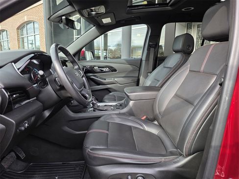 Used 2022 Chevrolet Traverse RS image 23