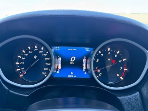 Used 2018 Maserati Ghibli S image 34