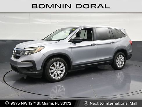 Used 2019 Honda Pilot LX image 1