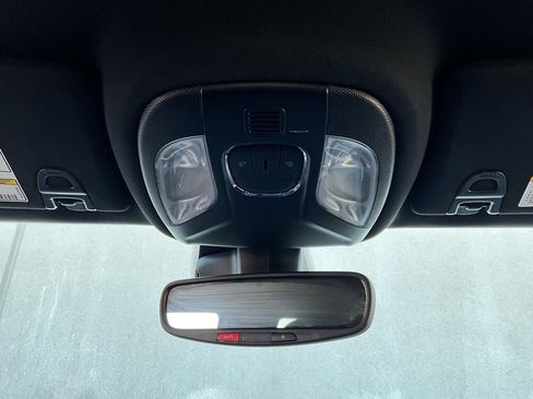 Used 2025 Jeep Compass Trailhawk AWD/4WD image 14