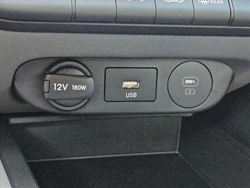 New 2026 Hyundai Elantra SE FWD image 18
