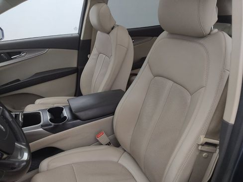 Used 2019 Lincoln Nautilus Reserve FWD image 17