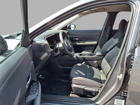 Used 2026 Nissan Kicks SV w/ Cold Weather Package FWD image 21