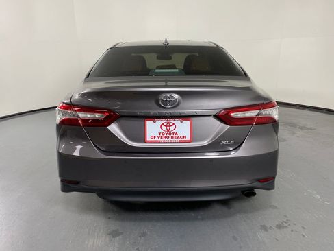 Used 2018 Toyota Camry XLE w/ Audio Package image 5