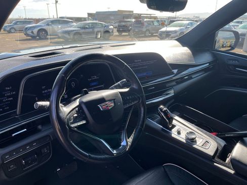 Used 2023 Cadillac Escalade Sport AWD/4WD image 28