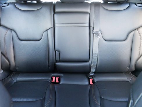 Used 2018 Jeep Compass Limited image 13