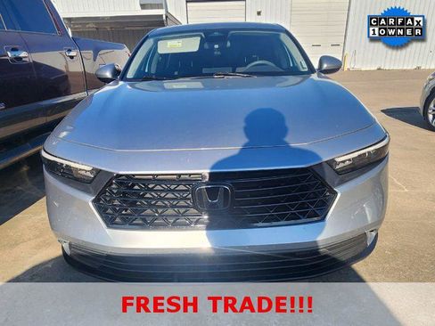 Used 2023 Honda Accord EX image 1