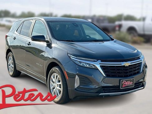 Used 2023 Chevrolet Equinox LT FWD image 1