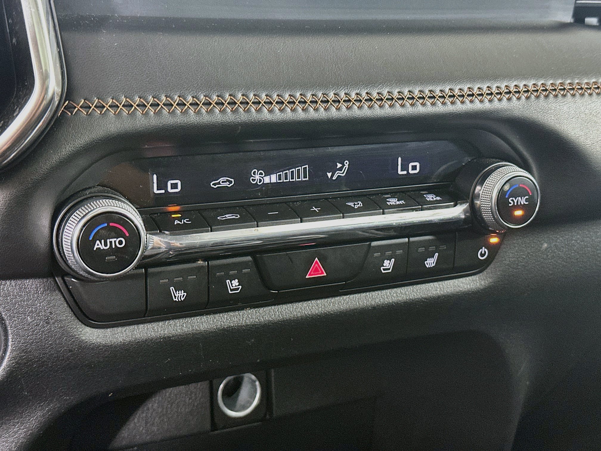 Used 2025 MAZDA CX-50 AWD 2.5 S w/ Premium Plus Pkg image 23