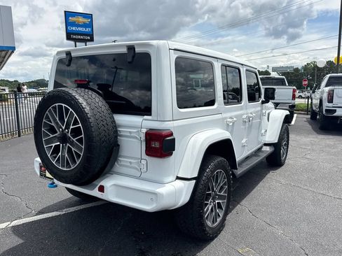Used 2024 Jeep Wrangler High Altitude AWD/4WD image 6