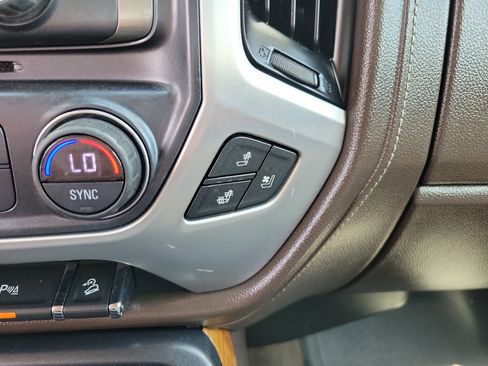 Used 2017 GMC Sierra 1500 SLT w/ SLT Premium Package image 12