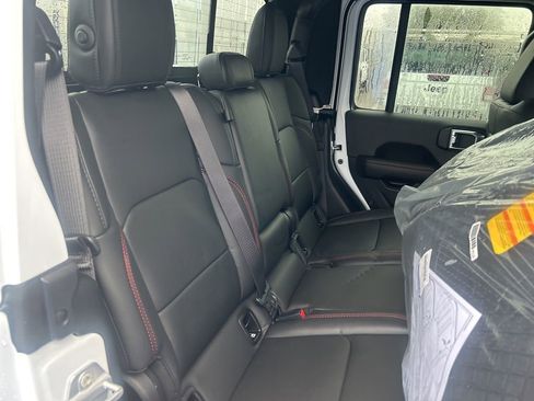 New 2026 Jeep Gladiator Rubicon AWD/4WD image 28