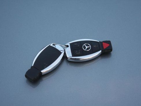 Used 2013 Mercedes-Benz C 300 Sport image 2