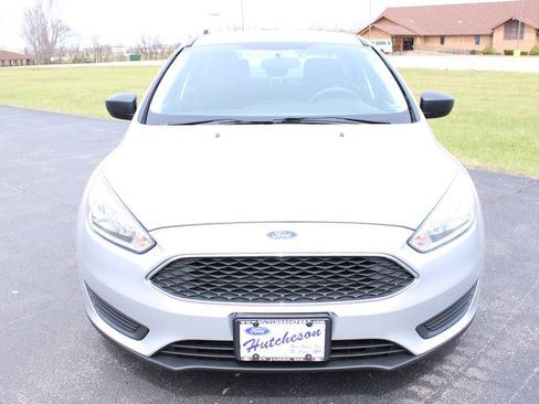 Used 2017 Ford Focus S image 2