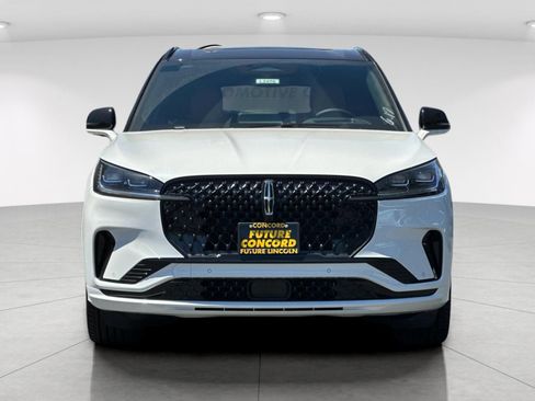 New 2026 Lincoln Aviator Black Label w/ Black Label Special Edition AWD/4WD image 8