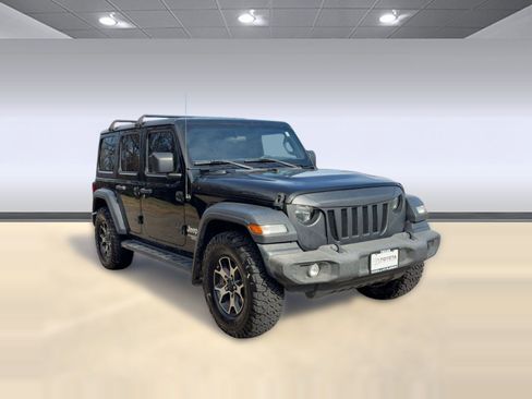 Used 2018 Jeep Wrangler Unlimited Sport image 6