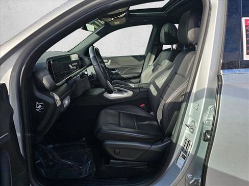 Used 2020 Mercedes-Benz GLE 350 4MATIC w/ Premium Package image 19