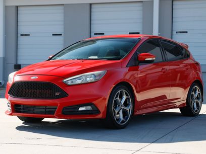 Used 2017 Ford Focus ST