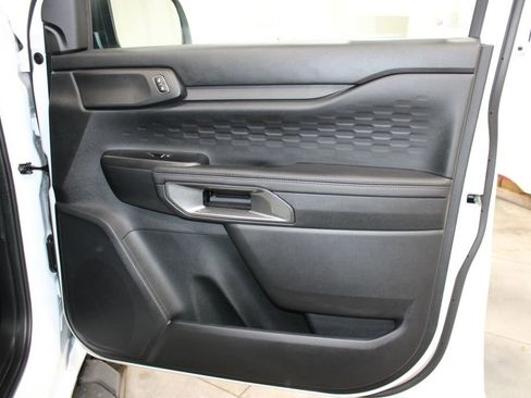 New 2025 Ford Ranger XLT w/ Black Appearance Package image 31