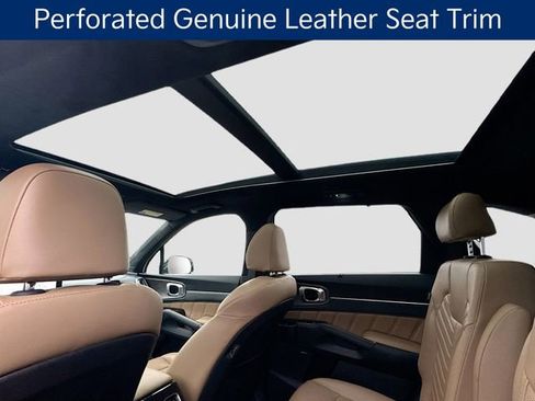 Certified 2024 Kia Sorento SX Prestige w/ Olive Brown Leather Package image 26