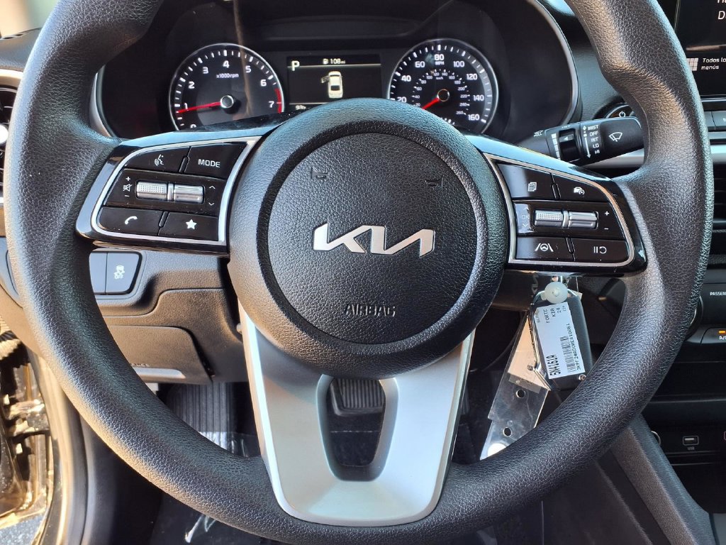 Certified 2024 Kia Forte LXS w/ LXS Technology Package FWD image 20