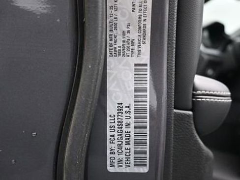 New 2025 Jeep Grand Cherokee Altitude image 15