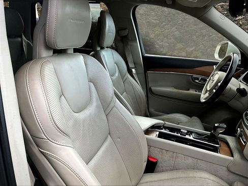 Used 2016 Volvo XC90 T6 Inscription image 7