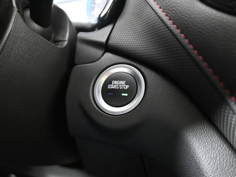 Used 2024 Chevrolet Equinox RS AWD/4WD image 30