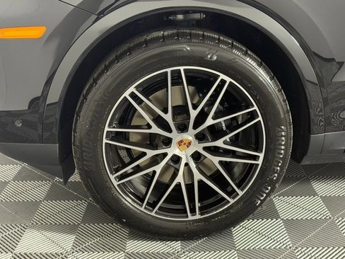 New 2026 Porsche Cayenne image 11