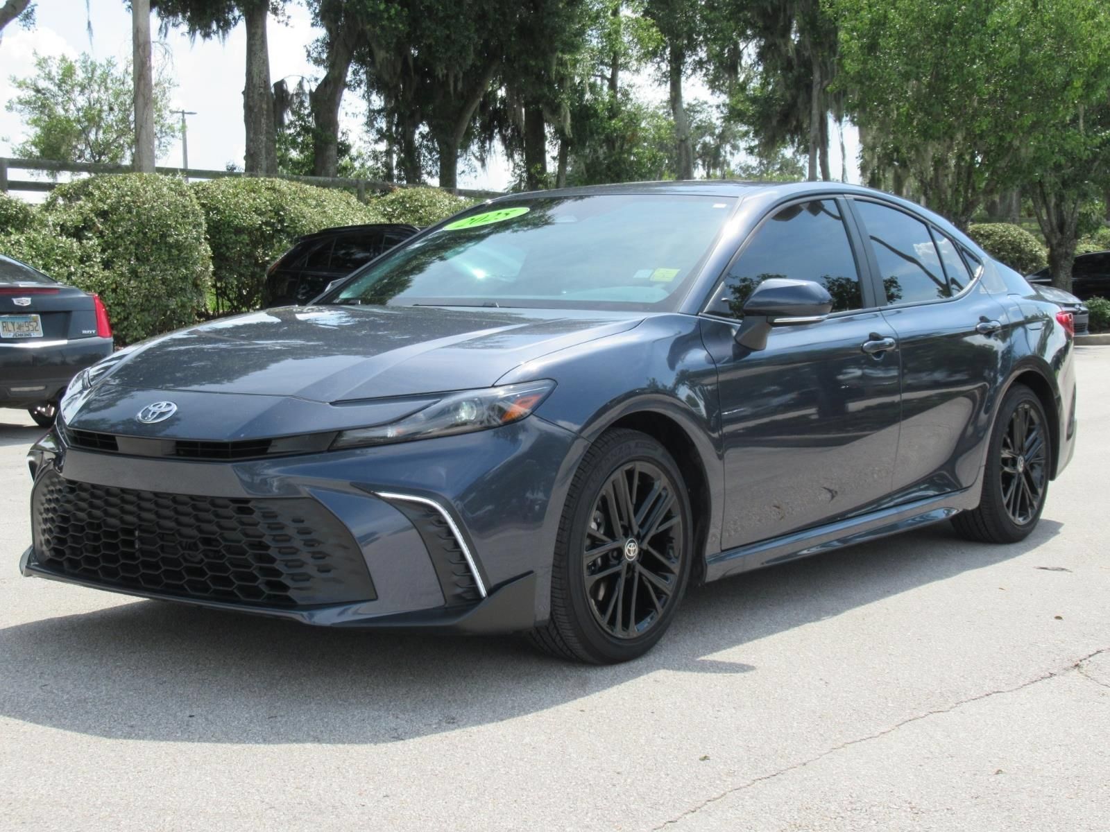 Used 2026 Toyota Camry SE FWD image 3