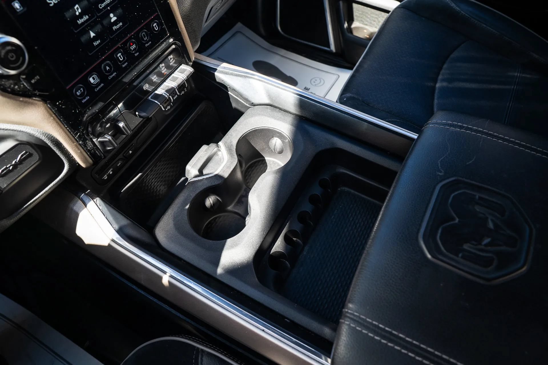 Used 2019 RAM 2500 Laramie w/ Night Edition AWD/4WD image 25